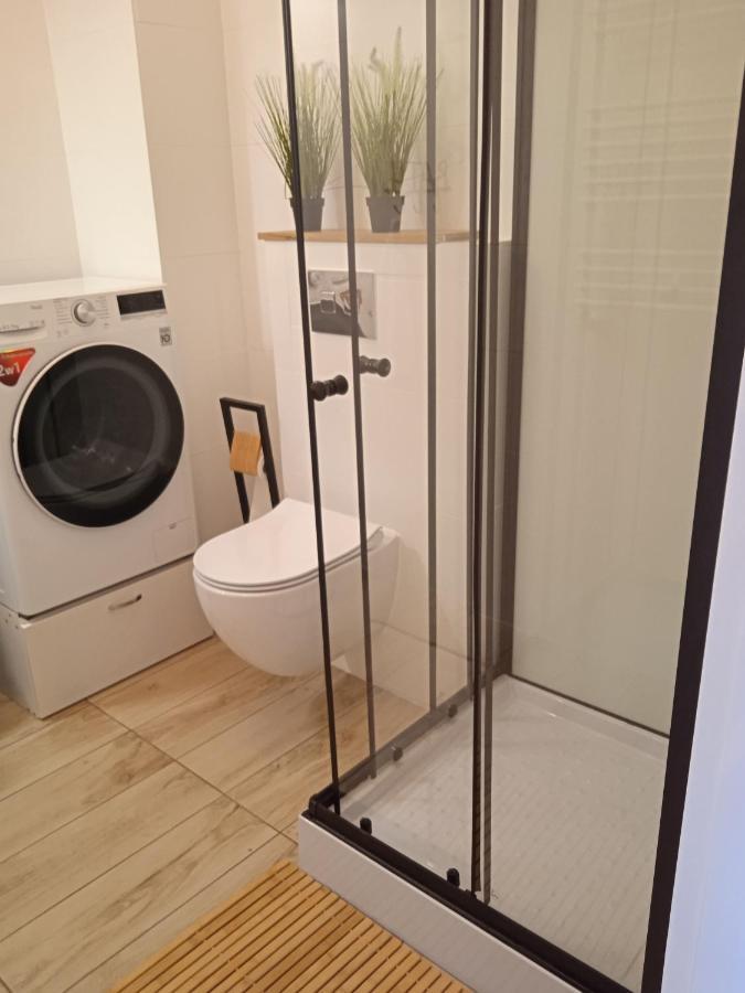Sleep In Apartament Centrum فروتسواف المظهر الخارجي الصورة