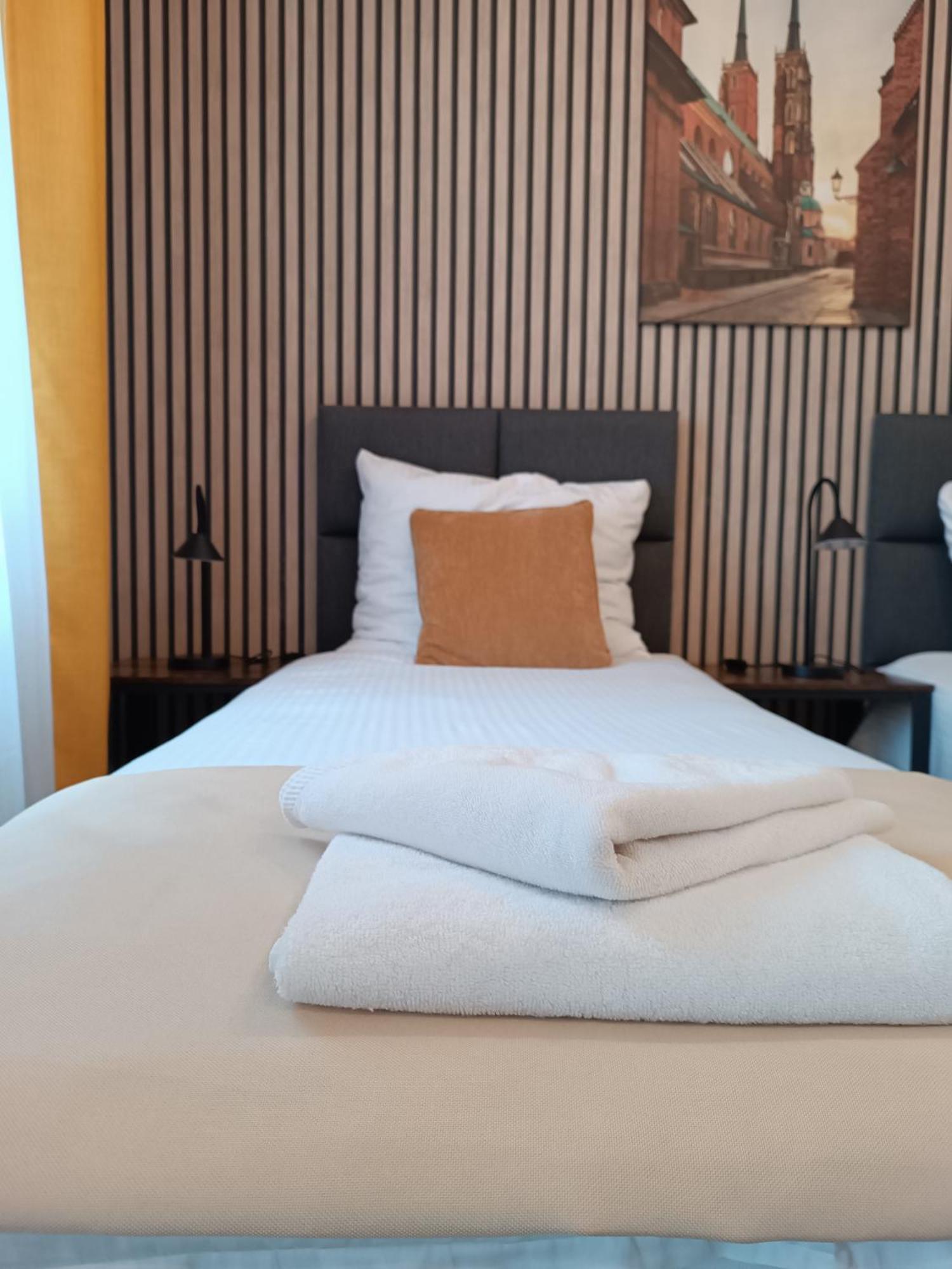 Sleep In Apartament Centrum فروتسواف المظهر الخارجي الصورة