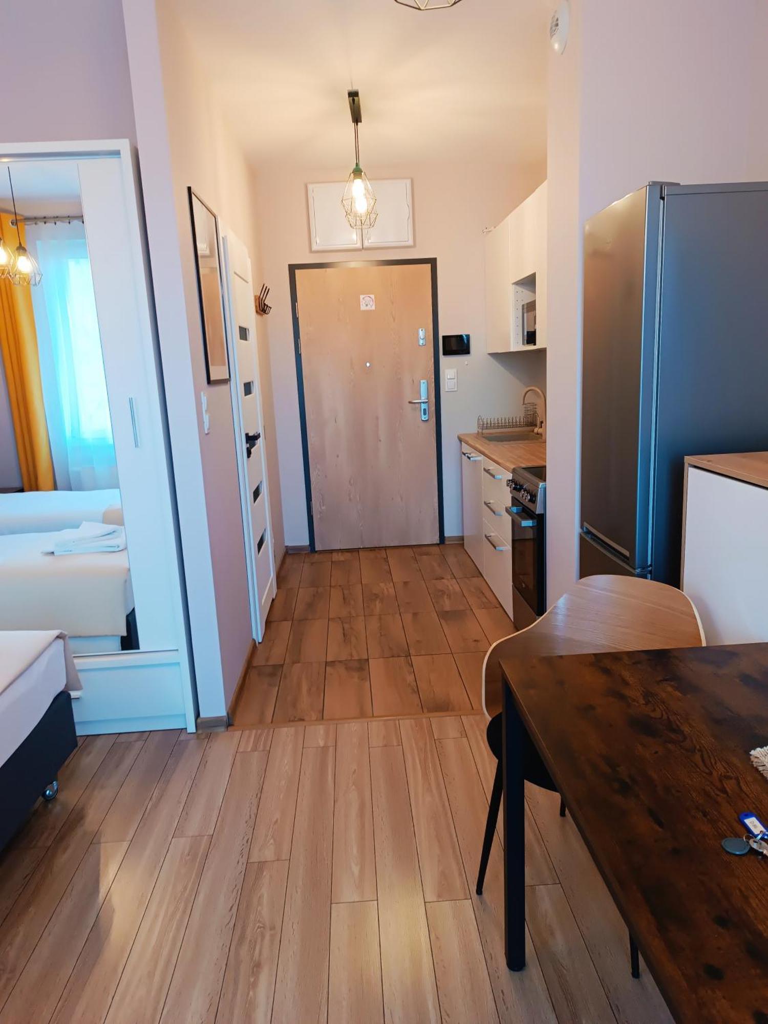Sleep In Apartament Centrum فروتسواف المظهر الخارجي الصورة